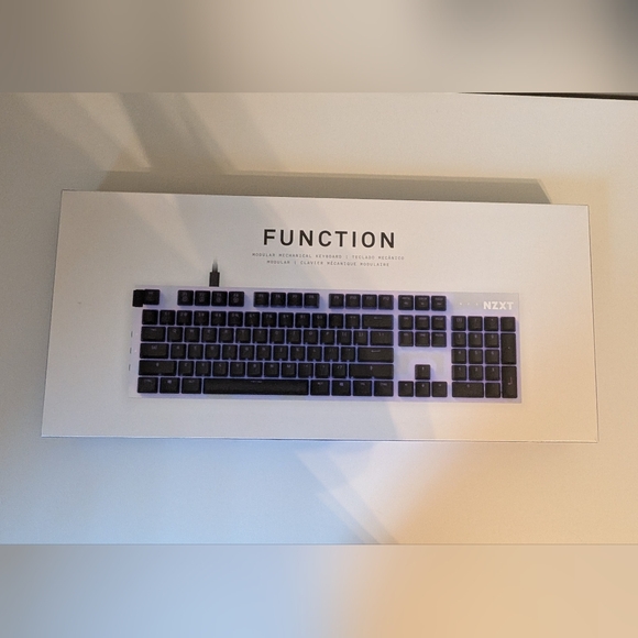 NZXT Function Keyboard with Black and White Design - Picture 1 of 8
